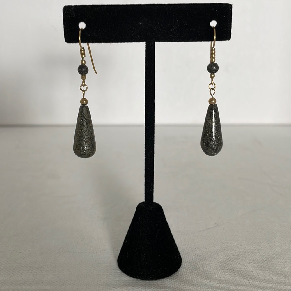 Stone Gold Tone Drop Earring